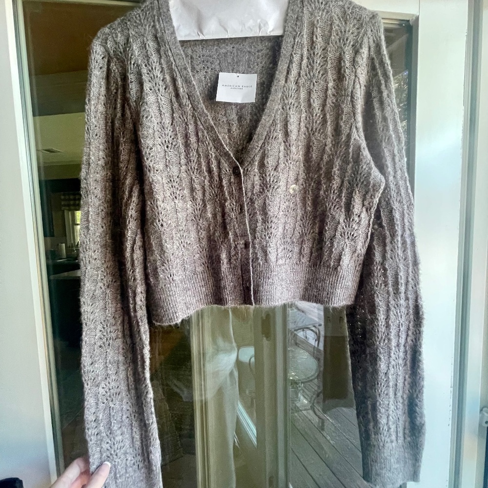 Cable Knit V-Neck Cropped Cardigan Sweater - Taupe